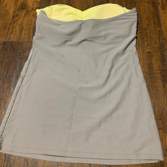 Junior’s Mudd Gray and Yellow Tankini Top Medium - Picture 3 of 5